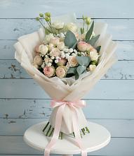 Букет цветов из:  Розы и Лизиантусы #REPLACE_PRED# Молоди
