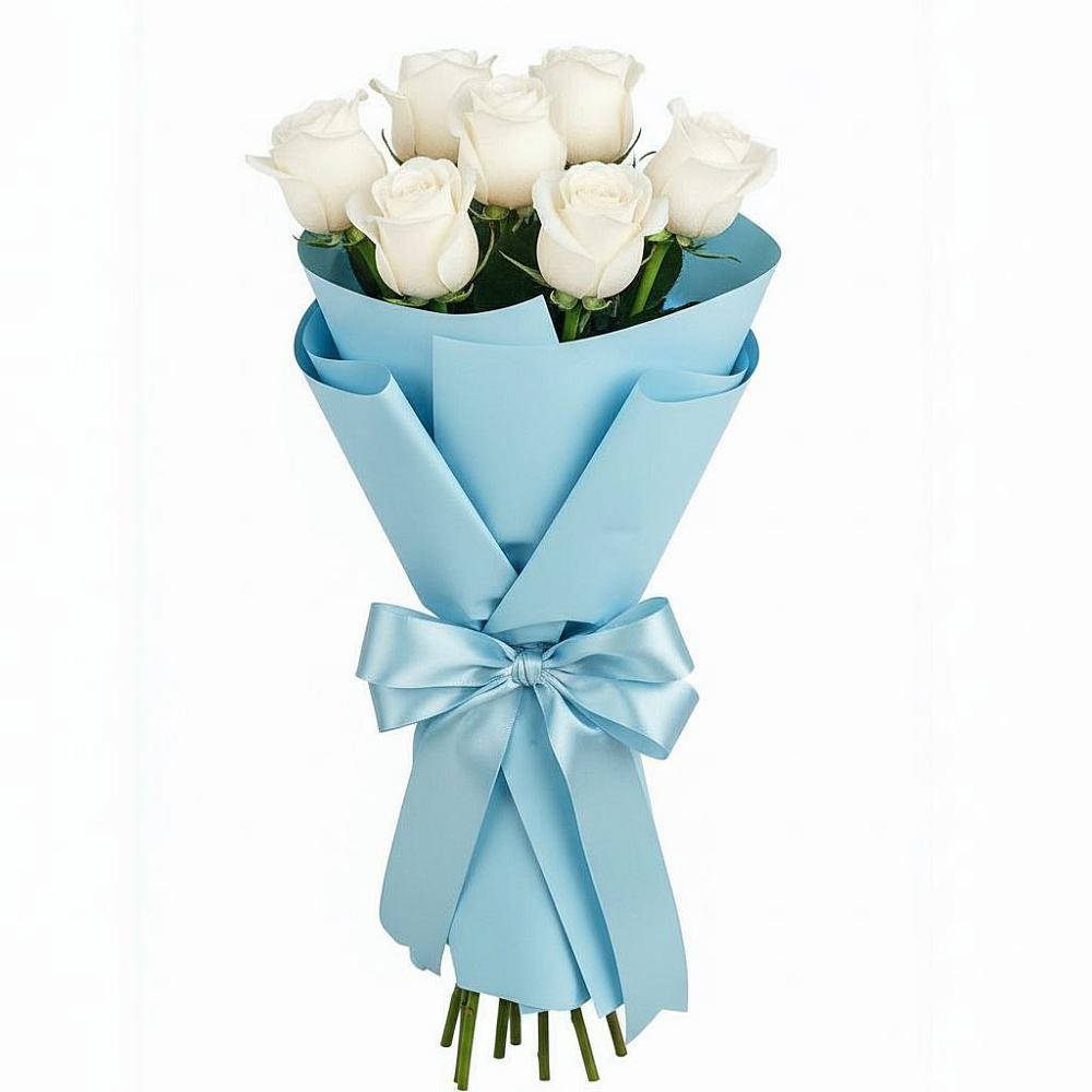 Букет 7 белых роз Проуд в Молоди