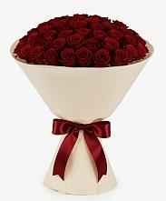Букет 101 Бордовая роза Блэк Бакарра в Молоди
