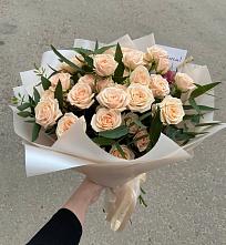 Букет Кремовые розы Латте в Молоди