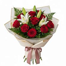 Букет цветов из:  Лилии и Розы в Молоди