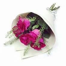 Букет цветов из:  Розы в Молоди