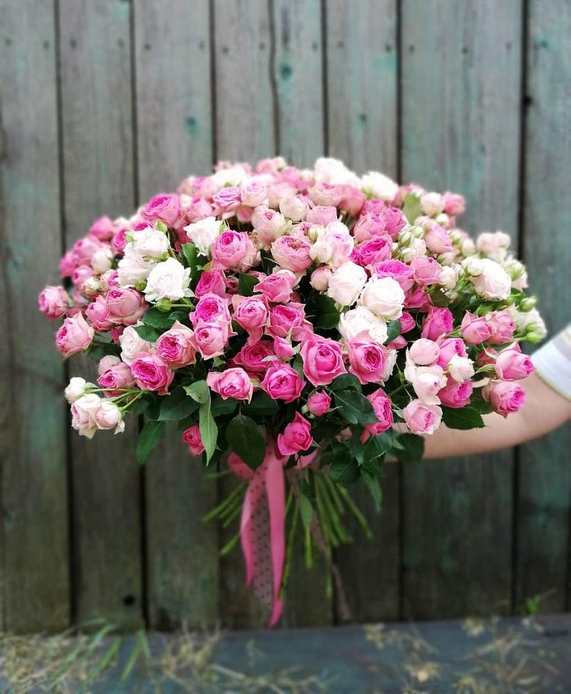 Букет Розовые кустовые розы Натали и Лав Лидия в Молоди