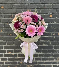 Букет цветов из:  Герберы и Хризантемы в Молоди