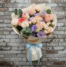 Букет цветов из:  Розы, Лизиантусы и Гвоздики в Молоди